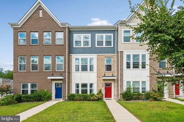 6941 Waterbury Place - Photo 1