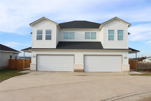 511 Whirlaway Dr - Photo 1