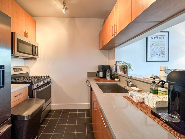420 West 42nd Street - Photo 1