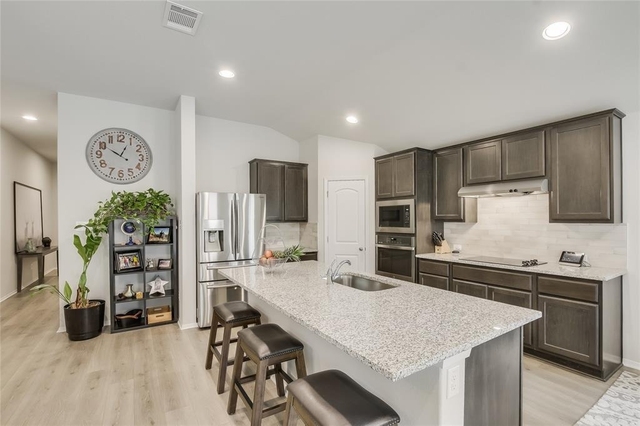 3703 Stillwood Ln - Photo 1