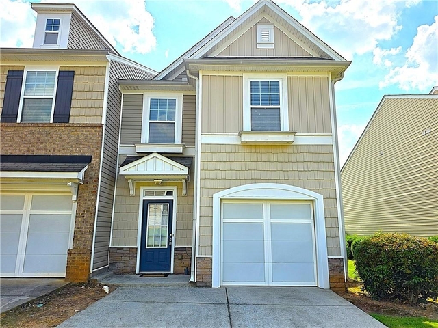1908 Dilcrest Drive - Photo 1
