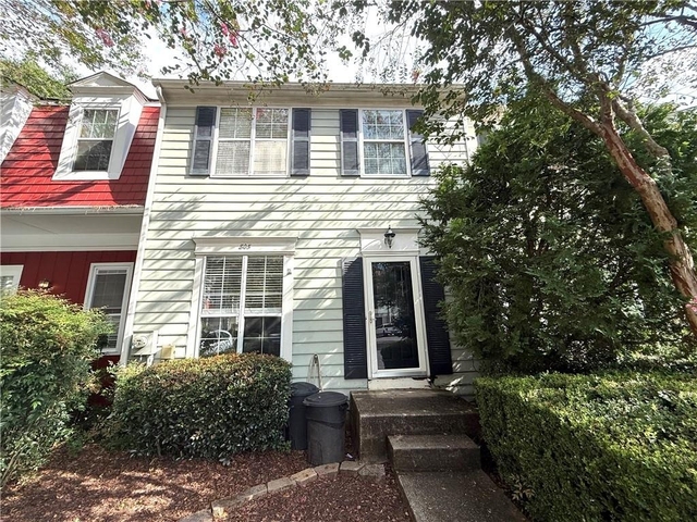 805 Wedgewood Way - Photo 1
