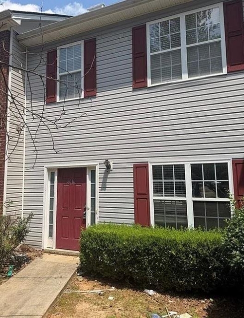 6016 Leeshire Trace - Photo 1