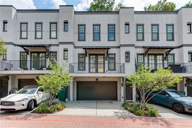 721 Taylor Court - Photo 1