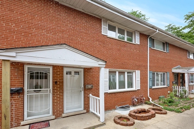 1715 W Thome Avenue - Photo 1