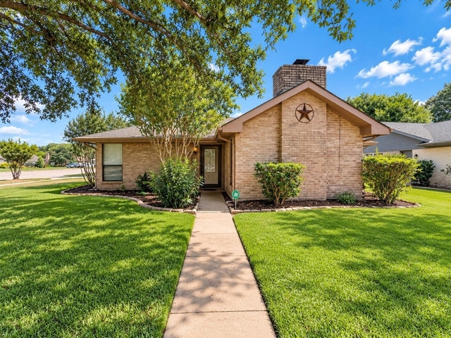 3103 Southern Hills Dr - Photo 1