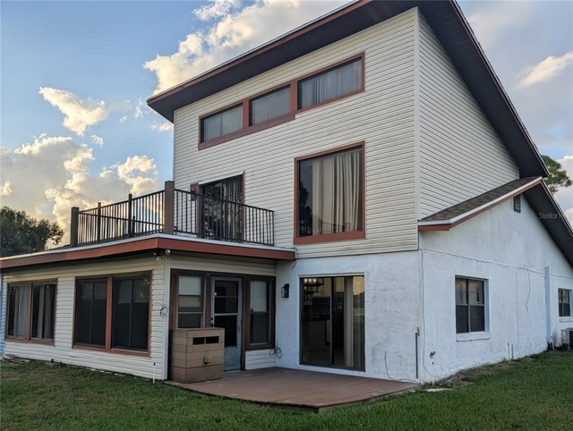 5635 Struthers Court - Photo 1