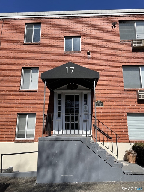 17 Ferris Avenue - Photo 1