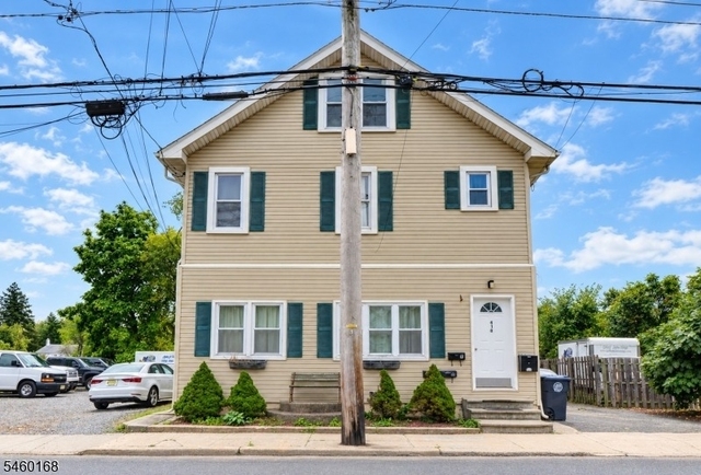 410 Talmadge Ave - Photo 1