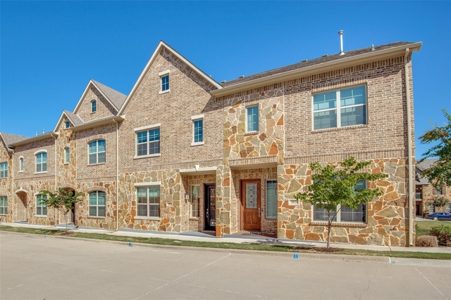 2821 Lindale Drive - Photo 1