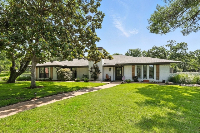 3201 Carmel Street - Photo 1