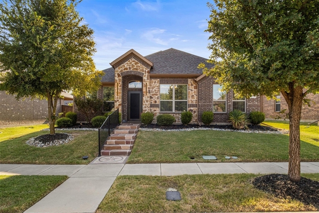 205 Melody Way - Photo 1