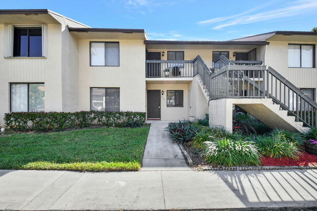 6550 Somerset Drive - Photo 1