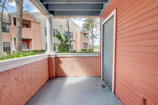 1365 Crystal Way - Photo 1