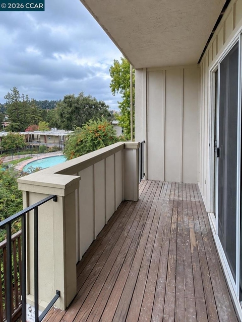 651 Moraga Rd - Photo 1