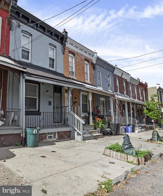 1835 W Juniata Street - Photo 1