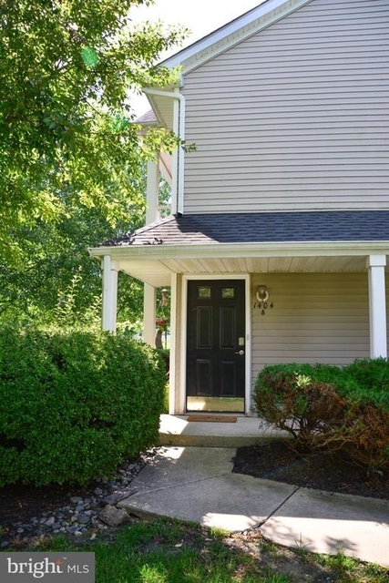 1404 Saxony Drive - Photo 1