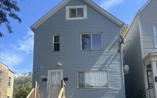 5623 S Hermitage Avenue - Photo 1