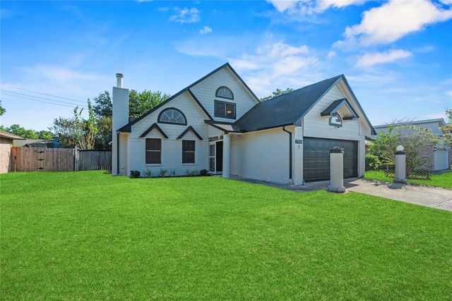 7526 Gulfbriar Place - Photo 1
