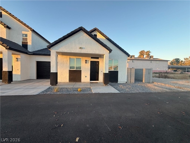 388 Erin Street - Photo 1