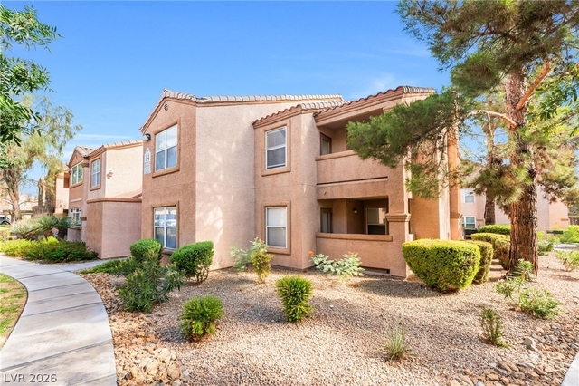 1150 N Buffalo Drive - Photo 1