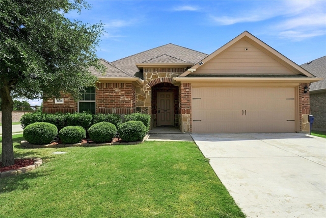 1060 Sadie Street - Photo 1