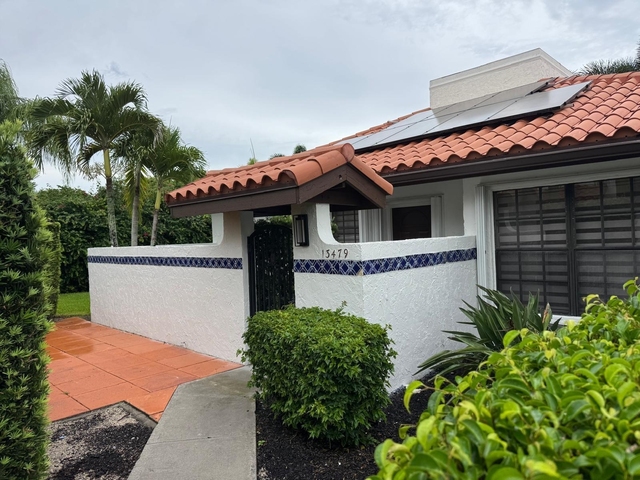 13479 Fountain View Boulevard - Photo 1