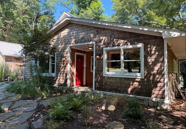 331 Thompson Street - Photo 1