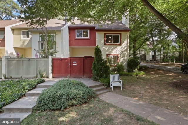 1595 Inlet Court - Photo 1