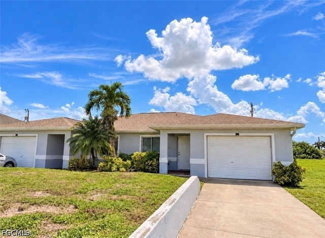 822 Diplomat Parkway E - Photo 1