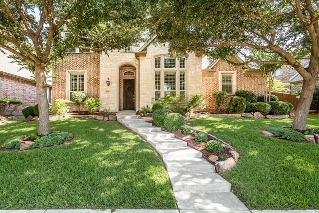 846 Deerfield Road - Photo 1