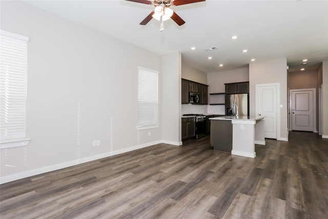 714 Lacewing Drive - Photo 1