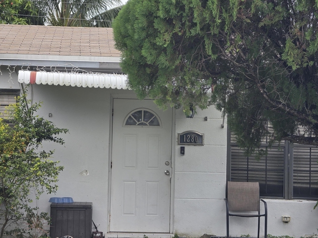 1280 Ne 214th Street - Photo 1