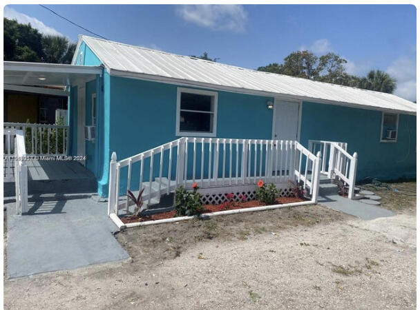 427 N 14th Street - Photo 1