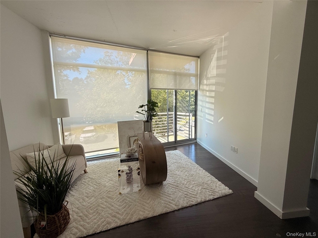 250 S Central Park Avenue - Photo 1