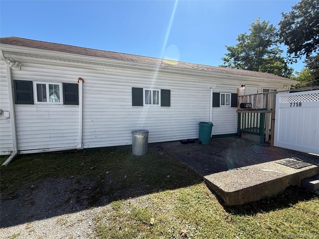275 Robinson Avenue - Photo 1
