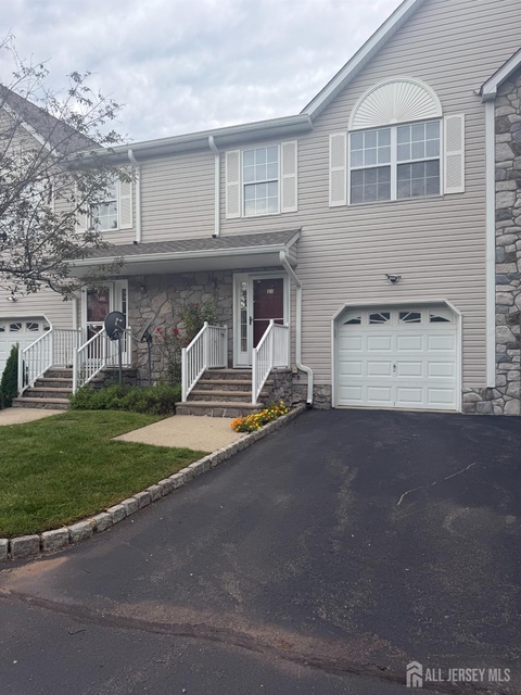 21 Jill Court - Photo 1