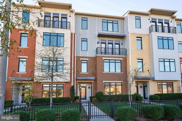 1522 Ribbon Limestone Terrace  - Photo 1