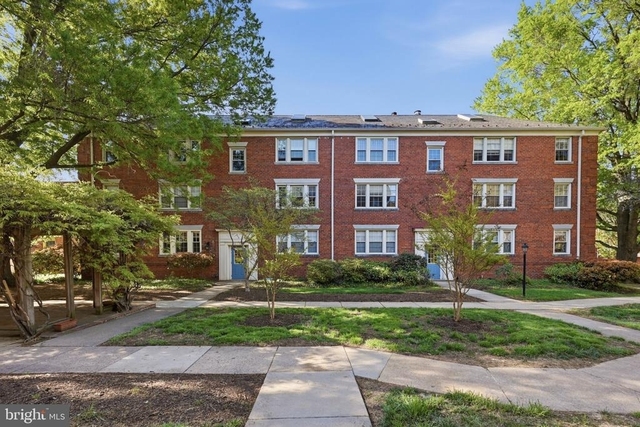525 Bashford Lane - Photo 1