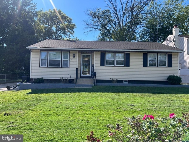 518 Carver Court - Photo 1