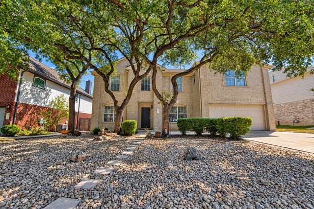 2616 Oakwood Glen Dr - Photo 1