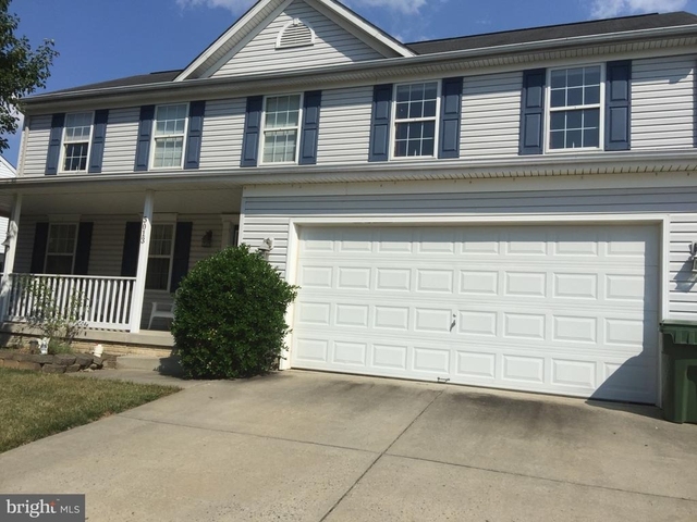 5013 Saint Simon Court - Photo 1