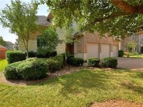 2737 Plantation Dr - Photo 1