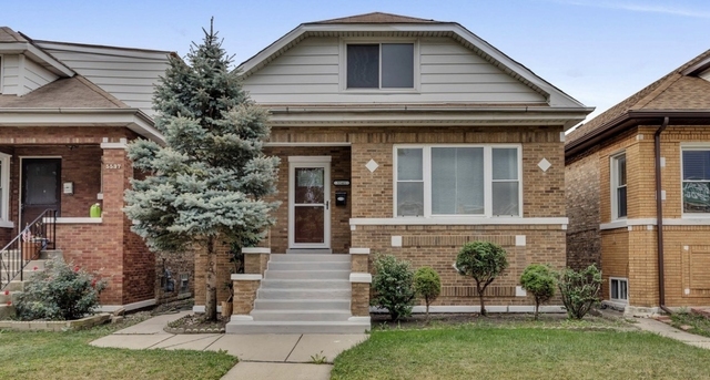 5541 W Roscoe Street - Photo 1