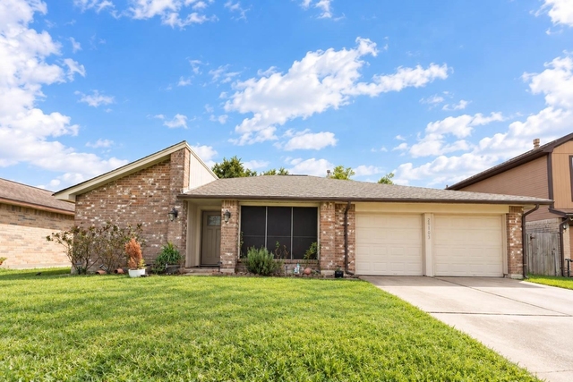 20103 Fort Stanton Drive - Photo 1