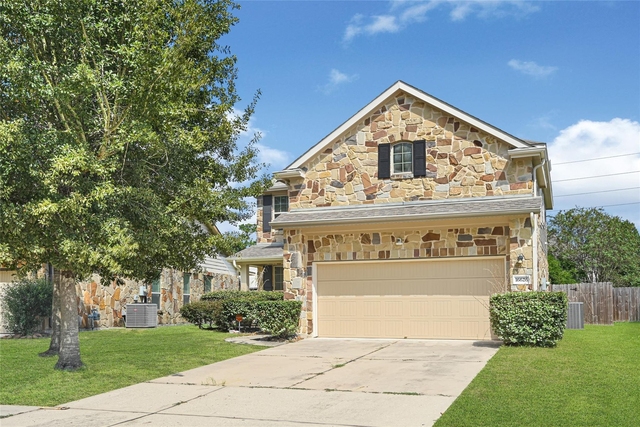 16626 Lake Prince Lane - Photo 1