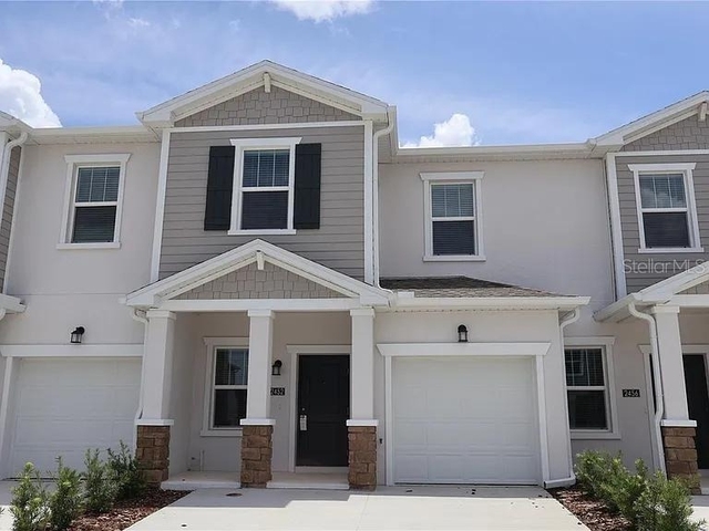 2452 Skyline Loop - Photo 1