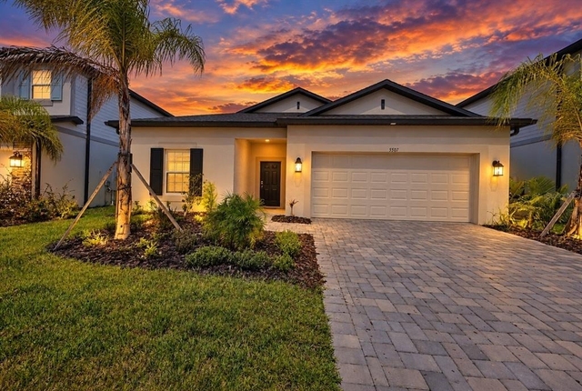 5507 Freesia Drive - Photo 1