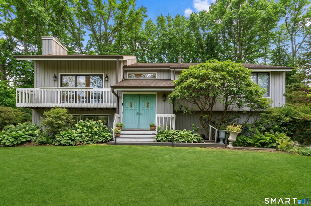 520 Walnut Tree Hill Road - Photo 1