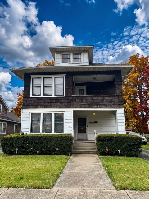 5 Bigelow St - Photo 1